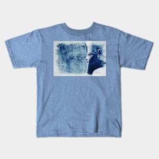 Egyptian Pharaoh Amenhotep III, retro vintage look photography Kids T-Shirt